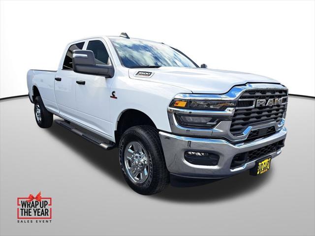 2026 RAM Ram 3500 RAM 3500 TRADESMAN CREW CAB 4X4 8 BOX