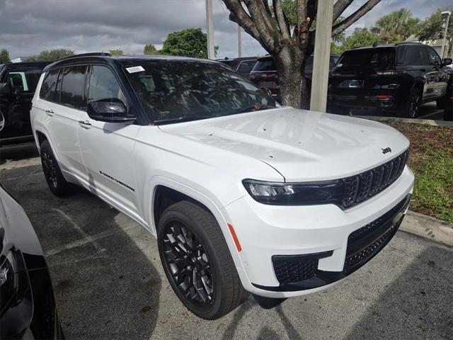 2025 Jeep Grand Cherokee GRAND CHEROKEE L SUMMIT RESERVE 4X4