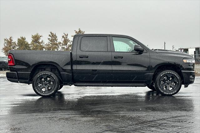 2025 RAM 1500 Tradesman Crew Cab 4x4 57 Box