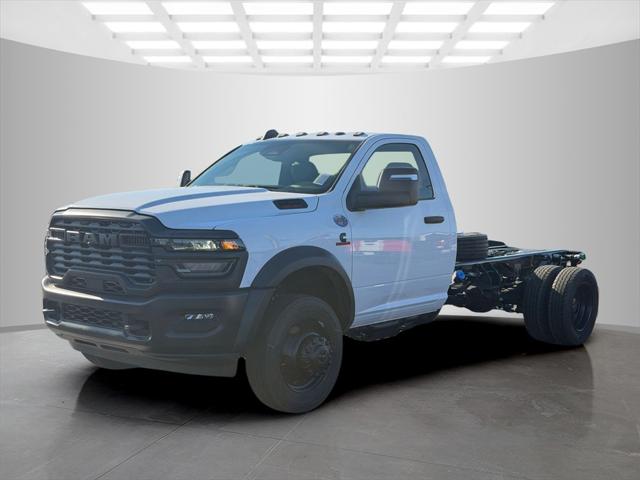 2026 RAM Ram 5500 Chassis Cab RAM 5500 TRADESMAN CHASSIS REGULAR CAB 4X4 84 CA 2026 RAM Ram 5500 Chassis Cab RAM 5500 TRADESMAN CHASSIS REGULAR CAB 4X4 84 CA
