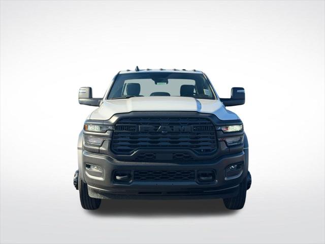 2026 RAM Ram 5500 Chassis Cab RAM 5500 TRADESMAN CHASSIS REGULAR CAB 4X4 84 CA 2026 RAM Ram 5500 Chassis Cab RAM 5500 TRADESMAN CHASSIS REGULAR CAB 4X4 84 CA
