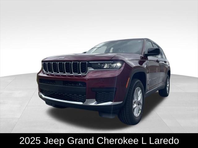 2025 Jeep Grand Cherokee GRAND CHEROKEE L LAREDO X 4X4