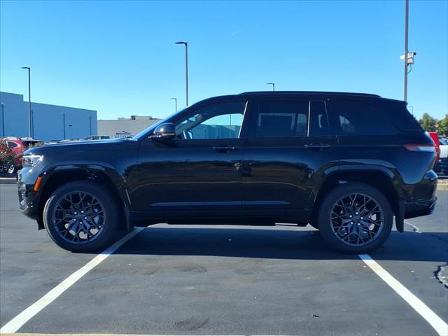 2025 Jeep Grand Cherokee GRAND CHEROKEE SUMMIT RESERVE 4X4