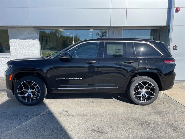 2025 Jeep Grand Cherokee GRAND CHEROKEE SUMMIT RESERVE 4X4