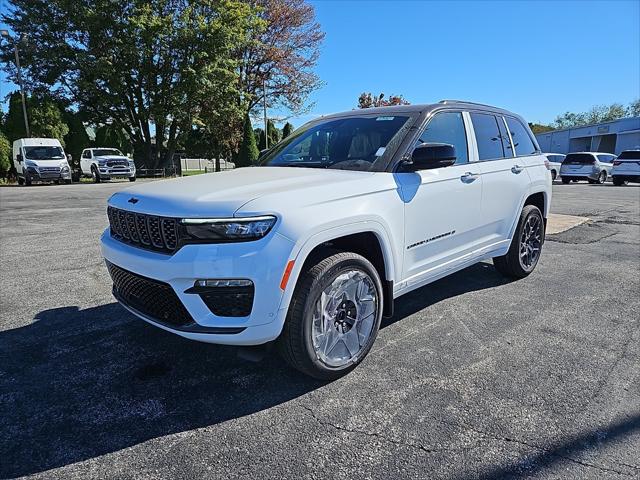 2025 Jeep Grand Cherokee GRAND CHEROKEE SUMMIT RESERVE 4X4
