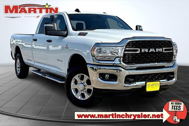 2024 RAM 3500 Big Horn Crew Cab 4x4 8 Box