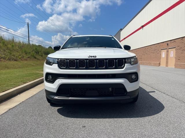 2025 Jeep Compass COMPASS LATITUDE 4X4