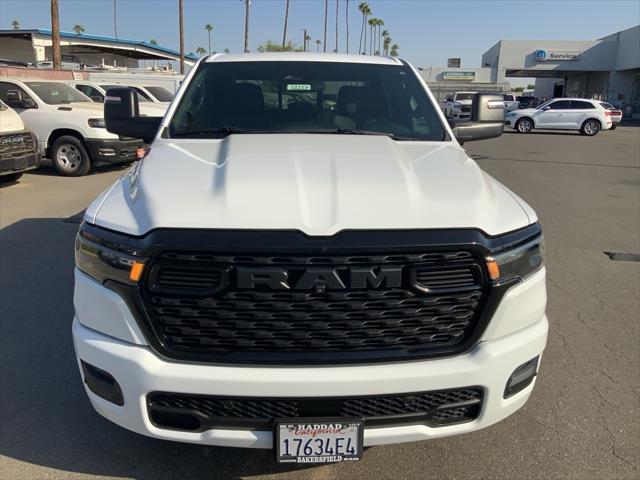 2025 RAM 1500 Big Horn Crew Cab 4x4 57 Box 2025 RAM 1500 Big Horn Crew Cab 4x4 57 Box