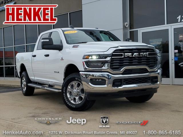 2025 RAM 2500 Big Horn Crew Cab 4x4 64 Box