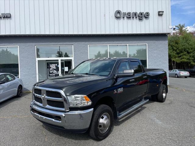 2017 RAM 3500 Tradesman Crew Cab 4x4 8 Box