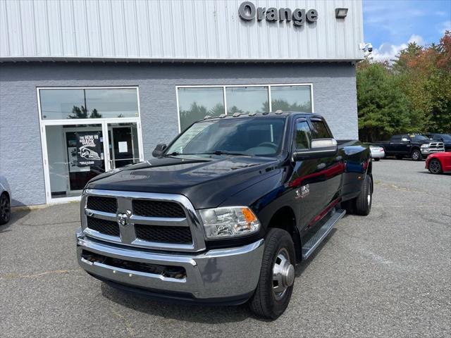 2017 RAM 3500 Tradesman Crew Cab 4x4 8 Box