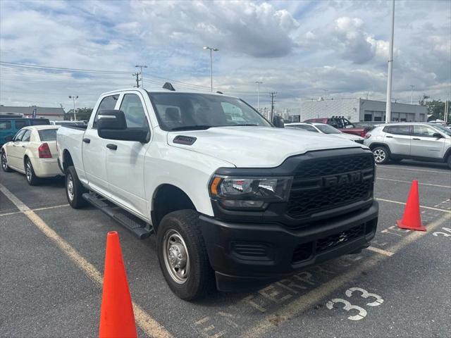 2024 RAM 2500 Tradesman Crew Cab 4x4 64 Box