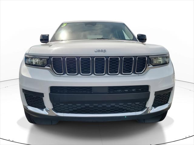 2023 Jeep Grand Cherokee L Laredo 4x2