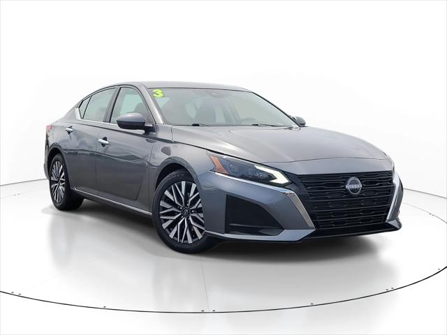 2023 Nissan Altima SV FWD