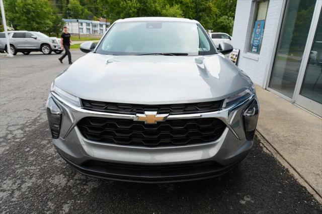 2025 Chevrolet Trax FWD LS