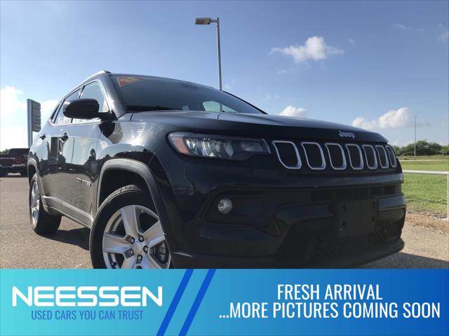 2022 Jeep Compass Latitude FWD