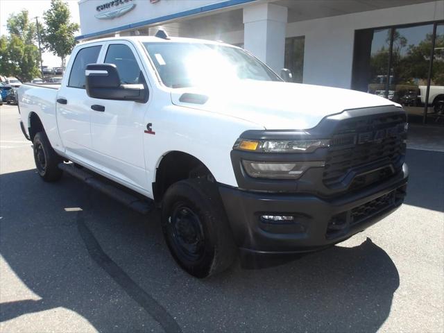 2025 RAM 2500 Tradesman Crew Cab 4x4 64 Box