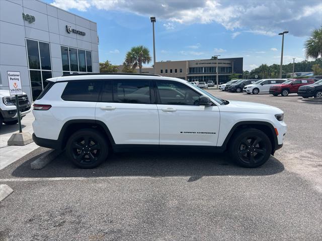 2023 Jeep Grand Cherokee L Altitude 4x2