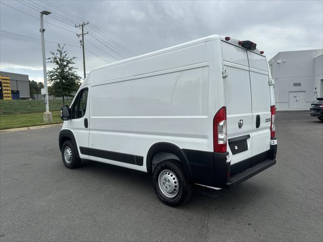2025 Ram ProMaster Cargo Van Tradesman High Roof 136" WB w/Pass Seat