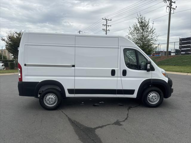 2025 Ram ProMaster Cargo Van Tradesman High Roof 136" WB w/Pass Seat