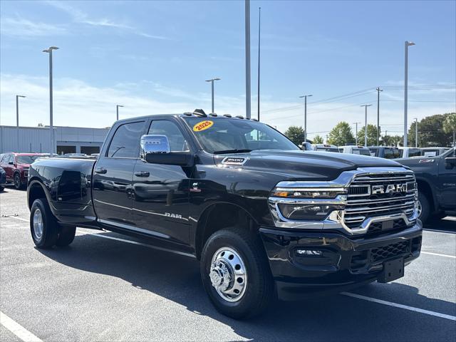 2025 RAM 3500 Laramie Crew Cab 4x4 8 Box