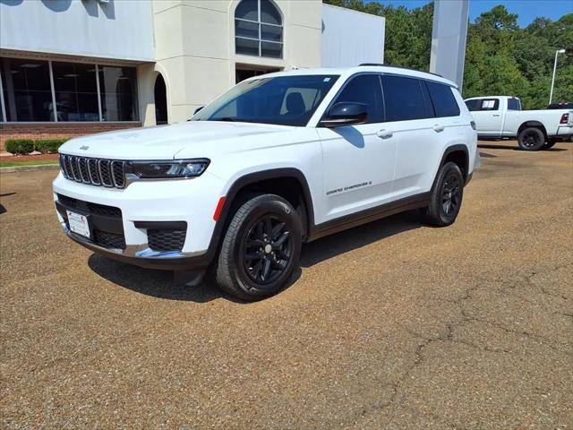 2023 Jeep Grand Cherokee L Laredo X 4x4