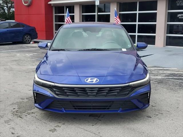 2024 Hyundai Elantra SE 2024 Hyundai Elantra SE