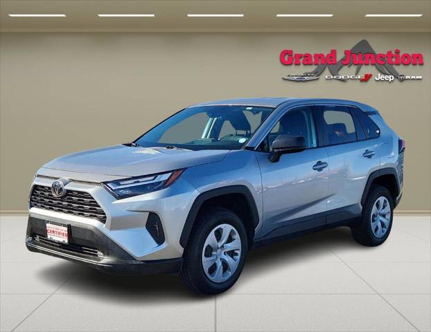 2024 Toyota RAV4 LE 2024 Toyota RAV4 LE