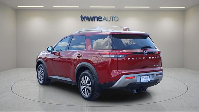 2022 Nissan Pathfinder SL 4WD