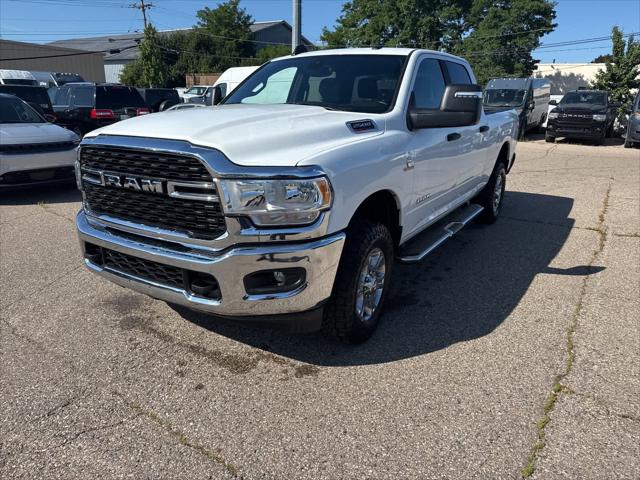 2024 RAM 2500 Big Horn Crew Cab 4x4 64 Box