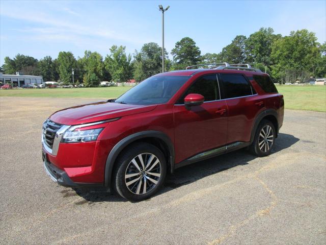 2022 Nissan Pathfinder Platinum 4WD