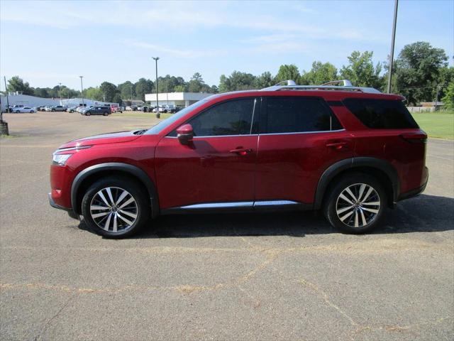 2022 Nissan Pathfinder Platinum 4WD