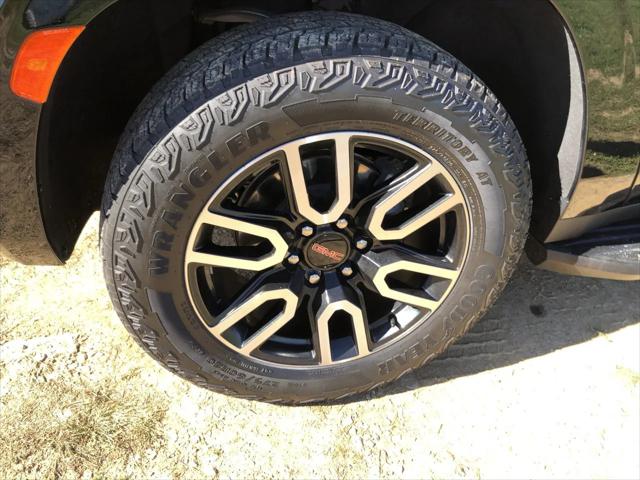 2023 GMC Yukon 4WD AT4 2023 GMC Yukon 4WD AT4