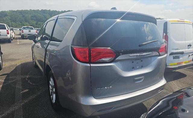 2021 Chrysler Voyager LX