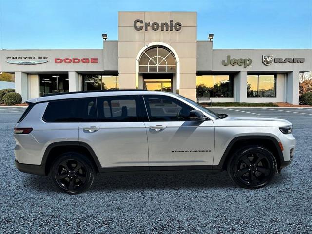 2023 Jeep Grand Cherokee L Altitude 4x4