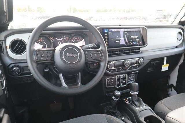 2025 Jeep Gladiator GLADIATOR SPORT 4X4