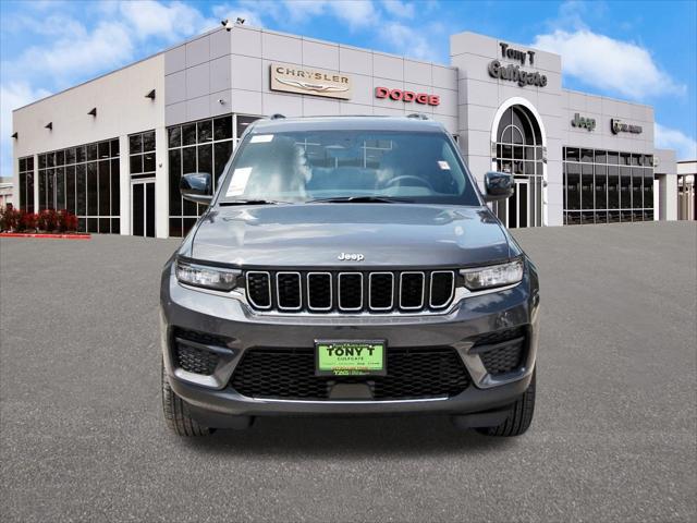 2025 Jeep Grand Cherokee GRAND CHEROKEE LAREDO X 4X2 2025 Jeep Grand Cherokee GRAND CHEROKEE LAREDO X 4X2