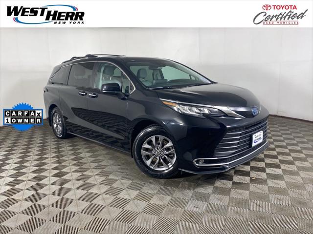 2023 Toyota Sienna XLE