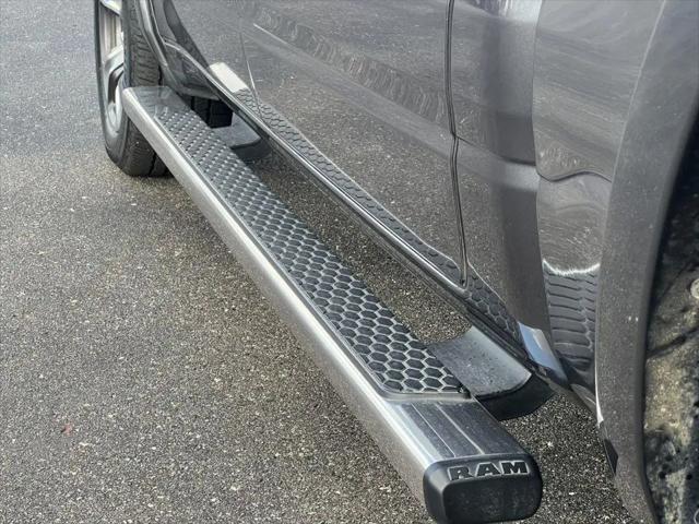 2022 Ram 1500 Laramie Crew Cab 4x4 5'7" Box