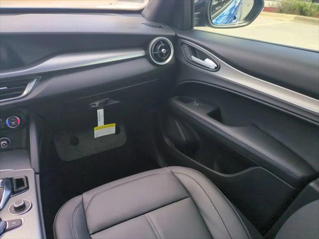 2025 Alfa Romeo Stelvio Sprint AWD
