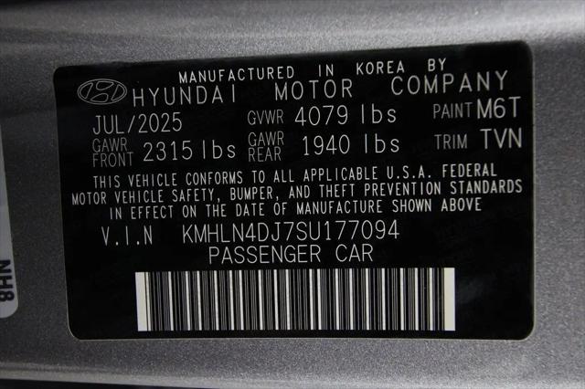 2025 Hyundai Elantra Hybrid Limited