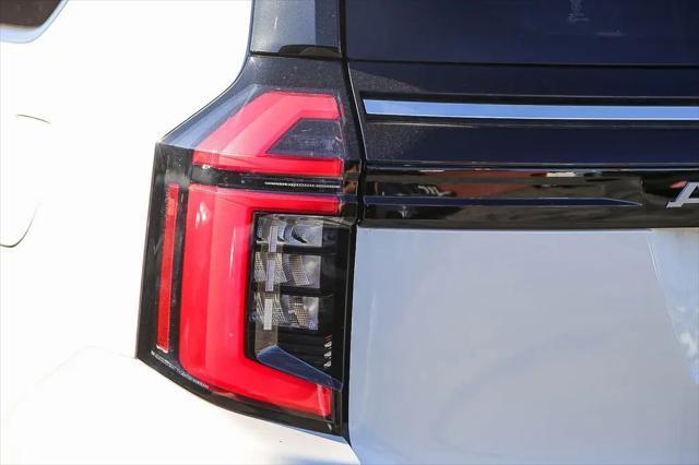 2026 Nissan Armada SV