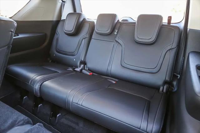 2026 Nissan Armada SV