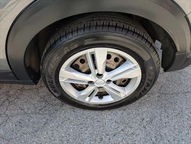 2023 Nissan Kicks S Xtronic CVT