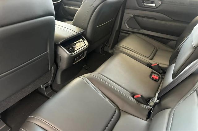 2026 Nissan Armada SV
