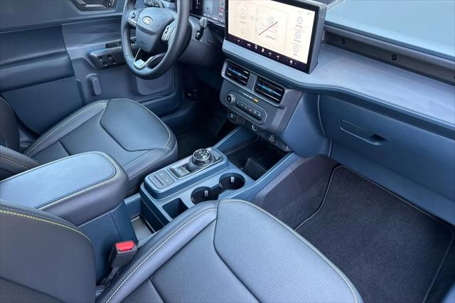 2025 Ford Maverick Lobo Standard