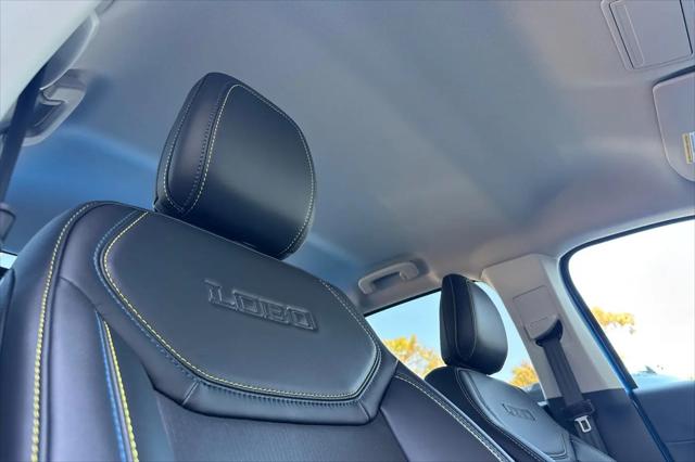 2025 Ford Maverick Lobo Standard
