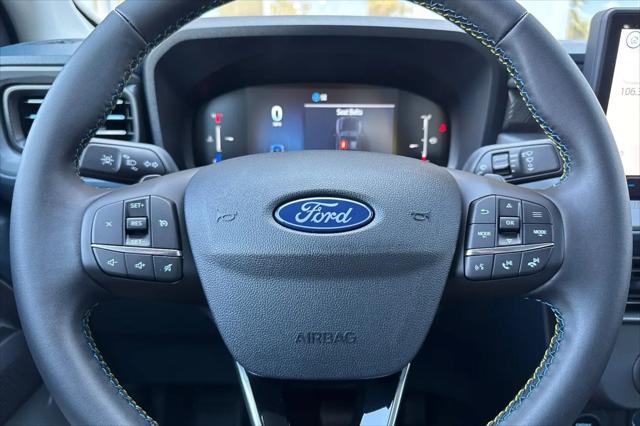 2025 Ford Maverick Lobo Standard