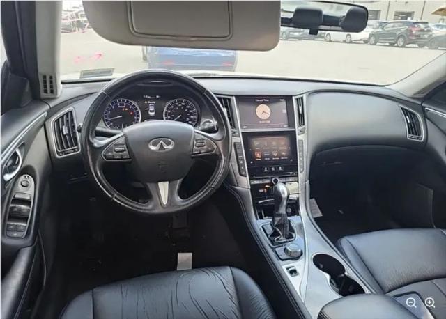 2015 INFINITI Q50 3.7