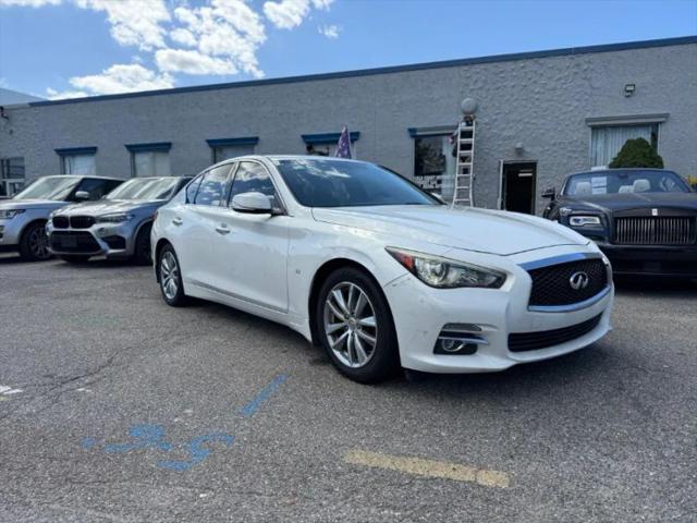 2015 INFINITI Q50 3.7